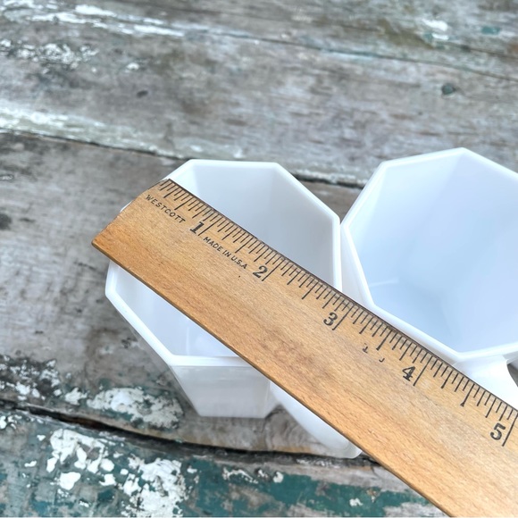 Vintage Arcopal France Octagonal White Milk Glass Mugs Set of 4 - Picture 4 of 8